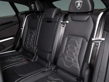 LAMBORGHINI Urus SE MY2025