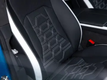 LAMBORGHINI Urus SE MY2025
