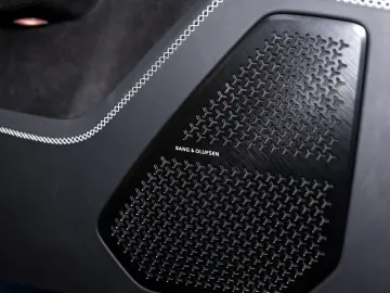 LAMBORGHINI Urus SE MY2025