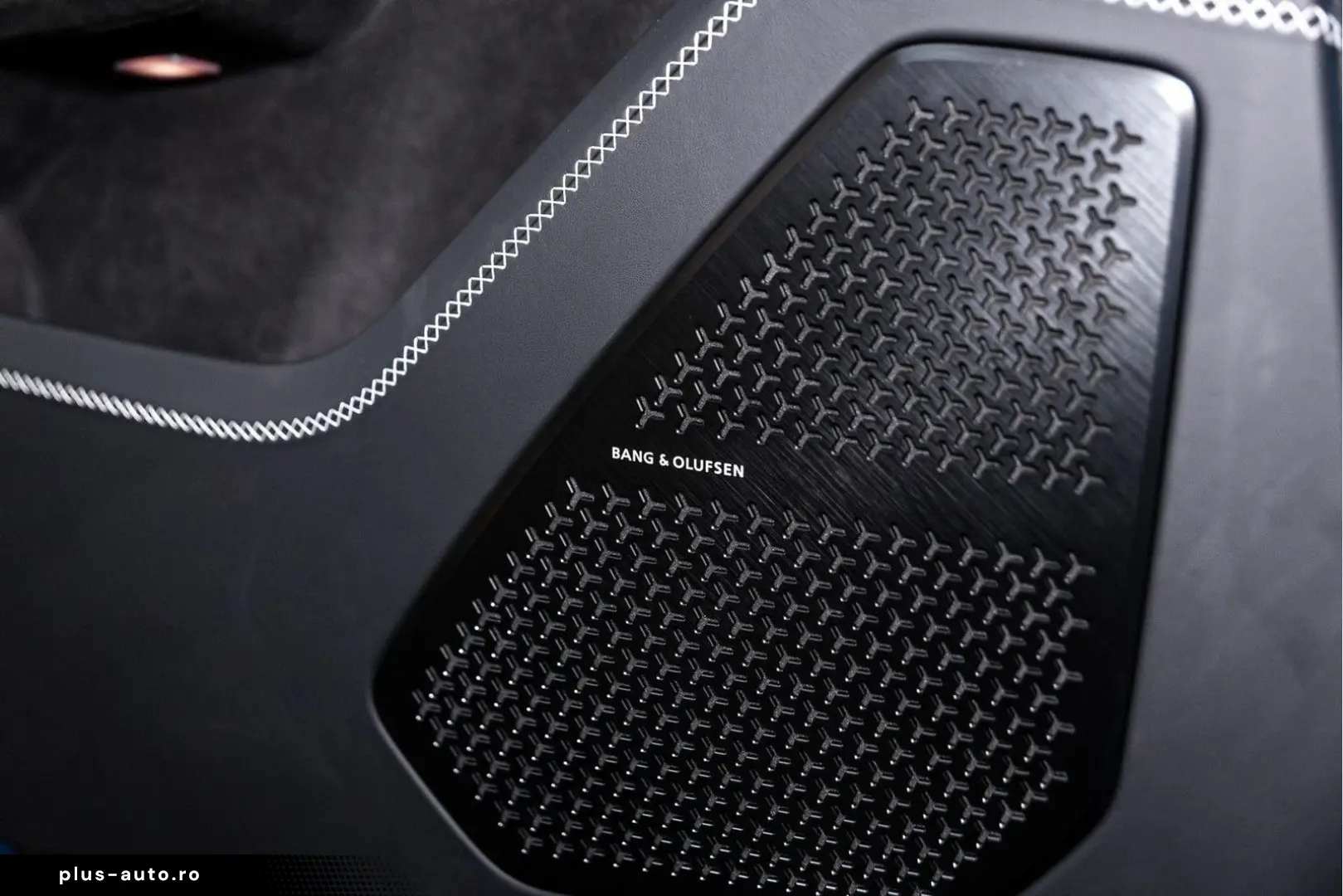 LAMBORGHINI Urus SE MY2025