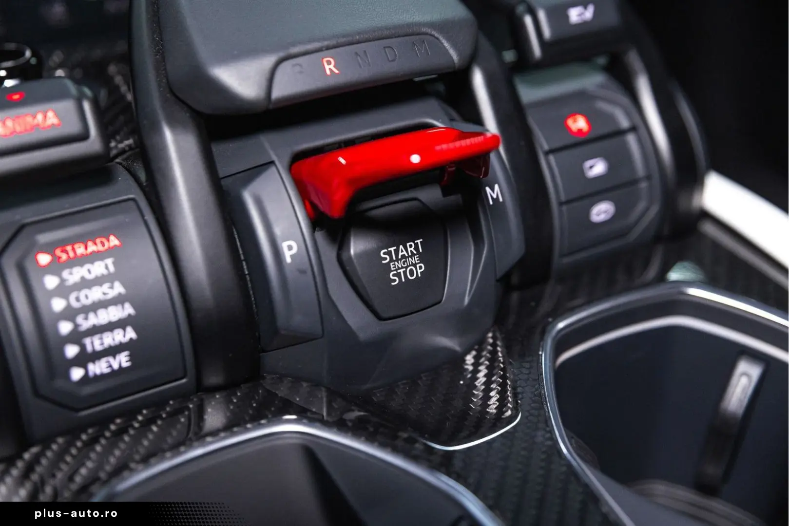 LAMBORGHINI Urus SE MY2025