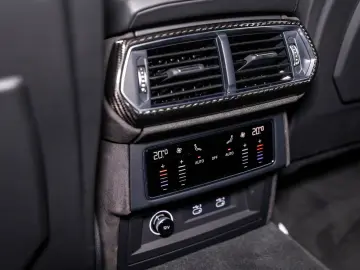 LAMBORGHINI Urus SE MY2025