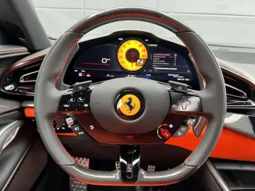 FERRARI Purosangue