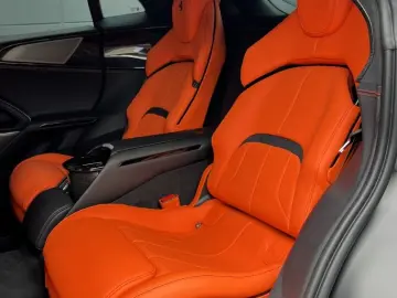 FERRARI Purosangue