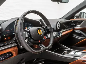 FERRARI Purosangue Tailor Made Carbon Massage Seats