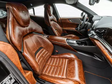FERRARI Purosangue Tailor Made Carbon Massage Seats