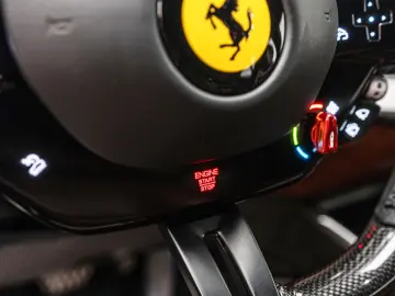 FERRARI Purosangue Tailor Made Carbon Massage Seats