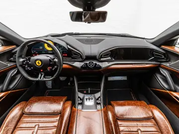 FERRARI Purosangue Tailor Made Carbon Massage Seats
