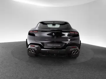FERRARI Purosangue