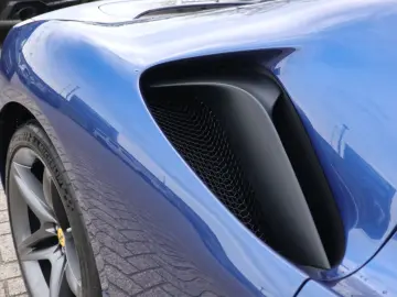 FERRARI SF90 Stradale 4.0 V8   Blu Tour de France  Carbo