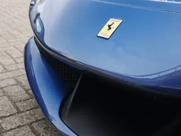 FERRARI SF90 Stradale 4.0 V8   Blu Tour de France  Carbo