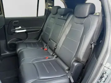 MERCEDES-BENZ GLB 35 AMG 4M NIGHT MBEA DIST PANO