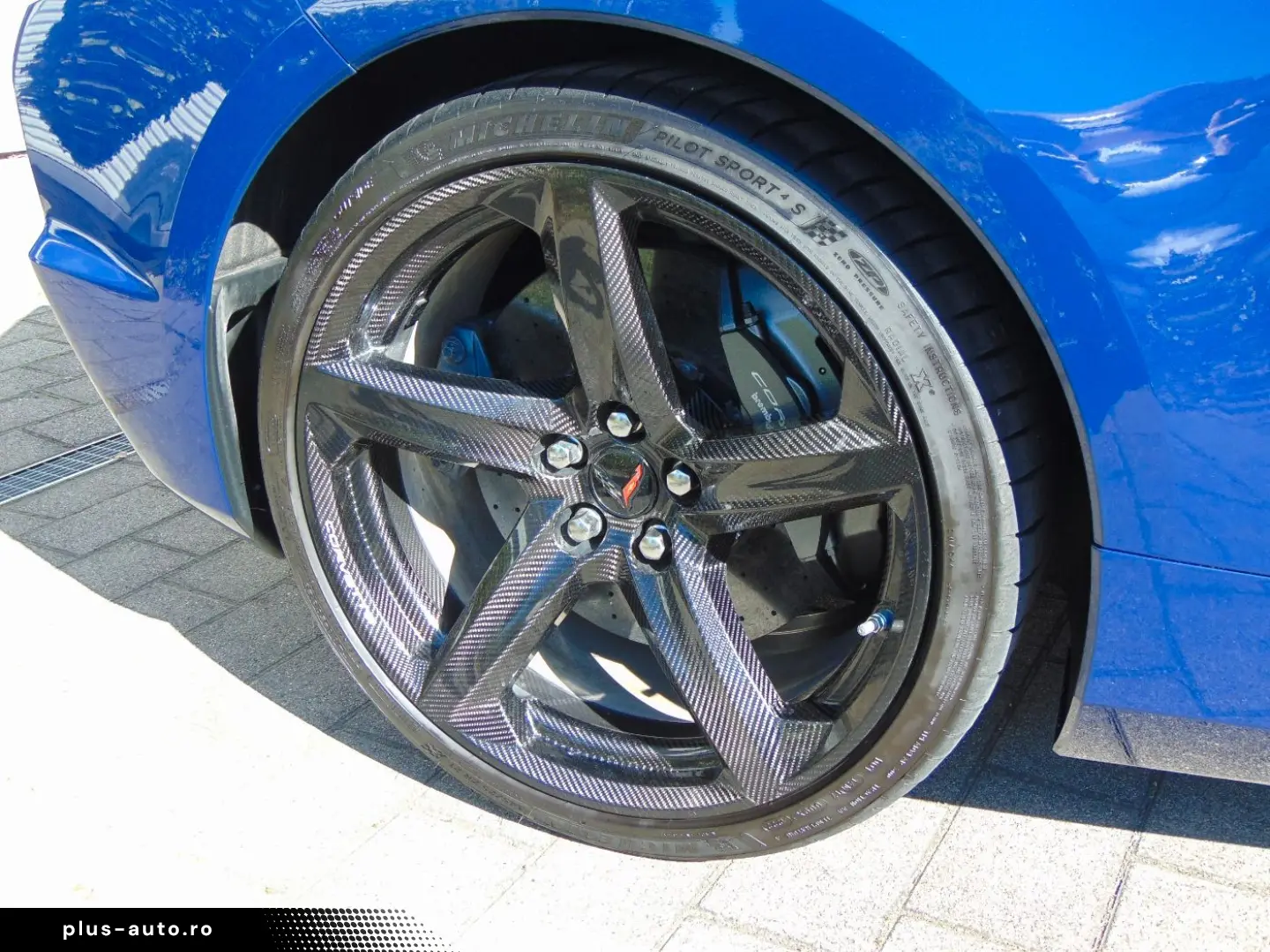 CORVETTE C8 E-Ray 3LZ Europamodell Front Lift Carbonfelge
