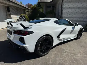 CORVETTE C8