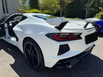 CORVETTE C8