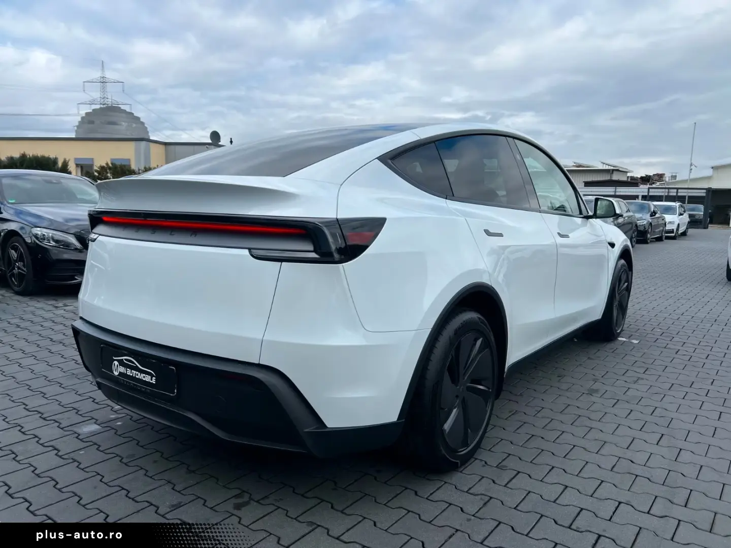Tesla Model Y SR Juniper Premium 1.Hand