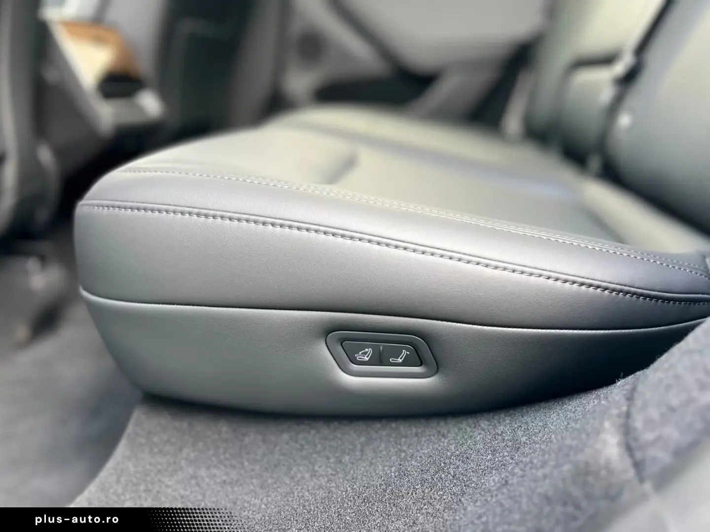 Tesla Model Y SR Juniper Premium 1.Hand