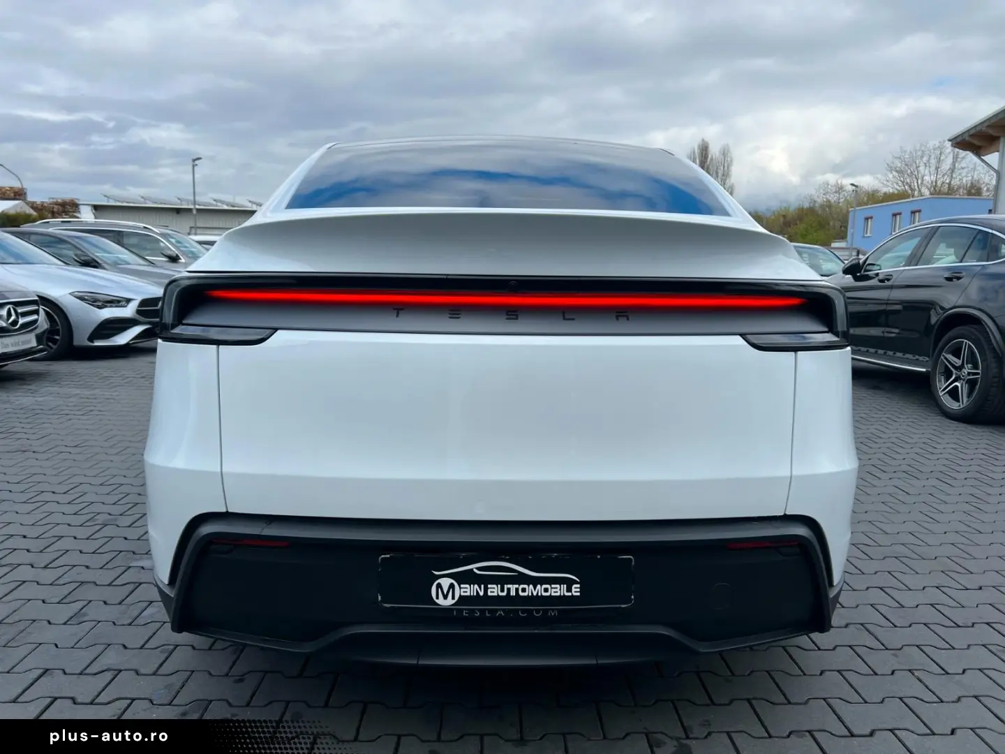 Tesla Model Y SR Juniper Premium 1.Hand