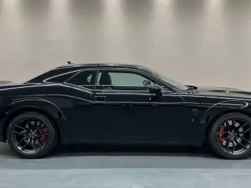 DODGE Challenger SRT  HELLCAT JAILBREAK  LAST CALL