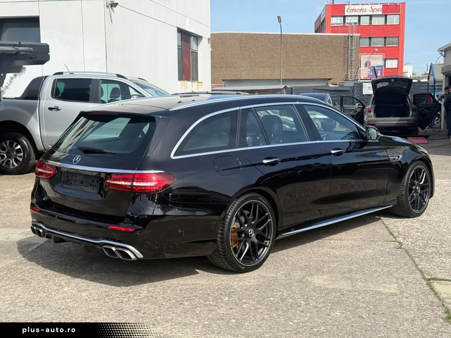 MERCEDES-BENZ E 63S AMG