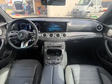 MERCEDES-BENZ E 63S AMG