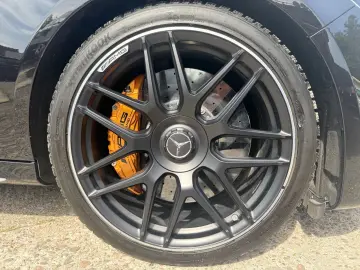 MERCEDES-BENZ E 63S AMG