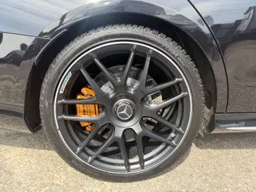 MERCEDES-BENZ E 63S AMG