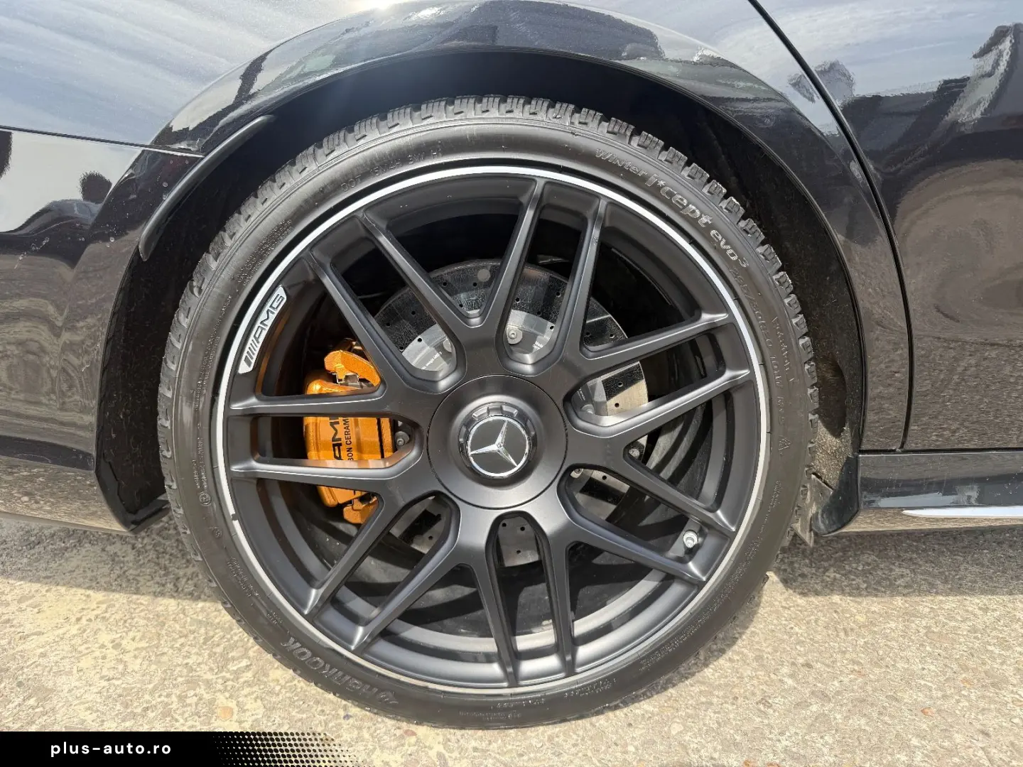 MERCEDES-BENZ E 63S AMG