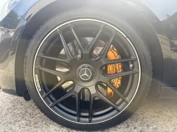 MERCEDES-BENZ E 63S AMG