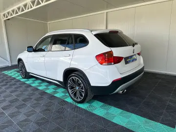 BMW X1 Hibrid 2.0 Diesel 140 CP An 2011