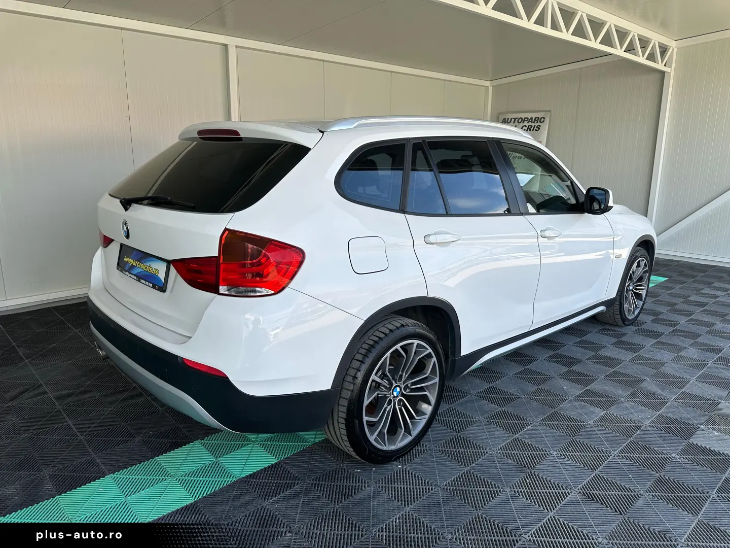 BMW X1 Hibrid 2.0 Diesel 140 CP An 2011