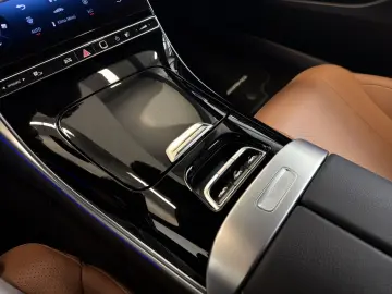 MERCEDES-BENZ CLE 200 AMG