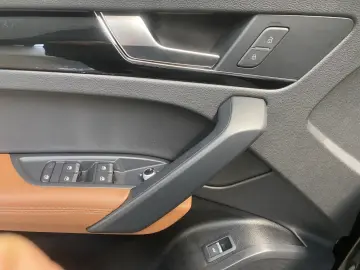 AUDI Q5 40 2.0 TDI quattro Ventilation AuxHeat AmbientL HUD