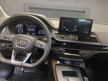 AUDI Q5 40 2.0 TDI quattro Ventilation AuxHeat AmbientL HUD