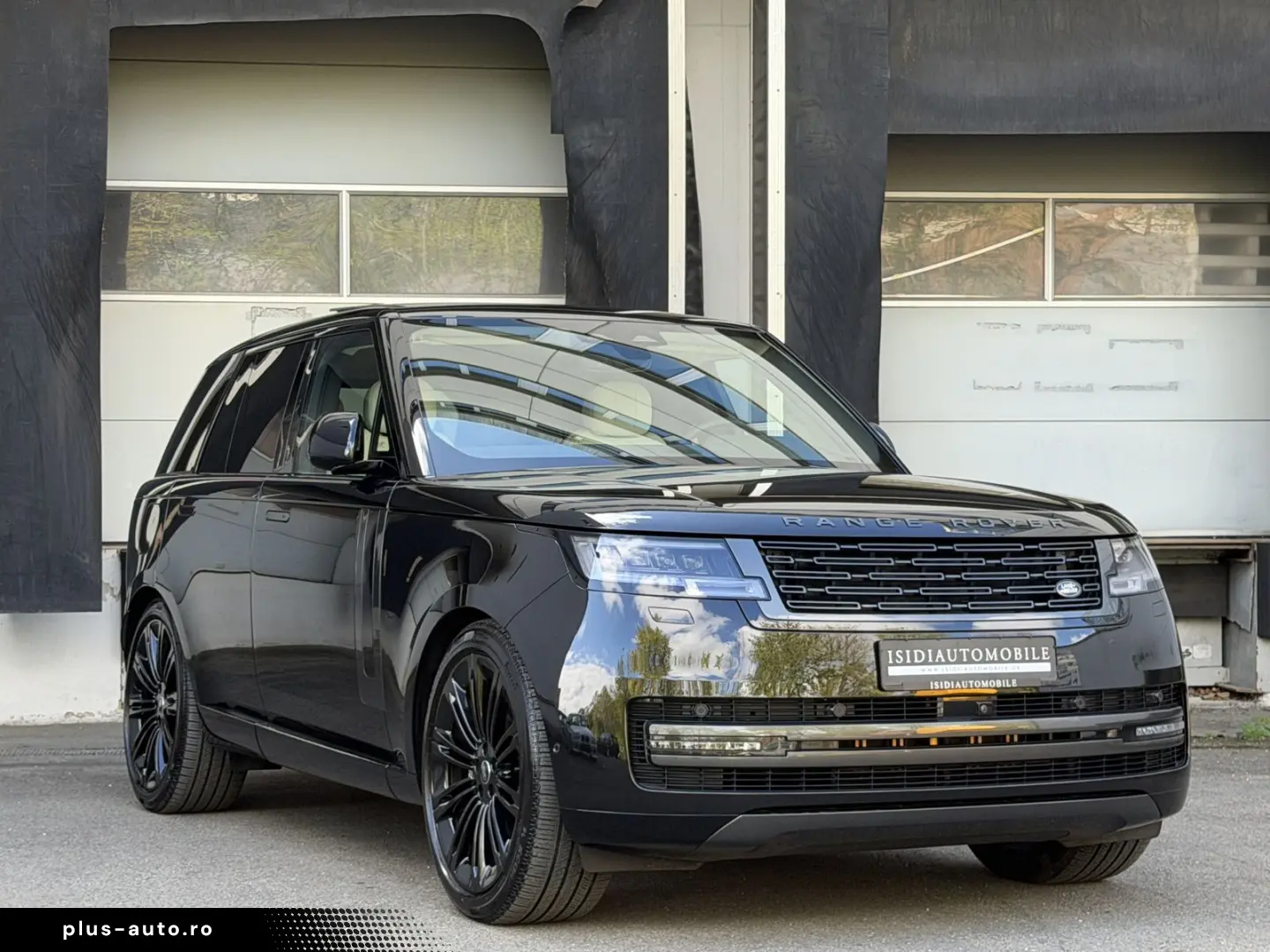 LAND ROVER Range Rover D 300 SE SWB LED Pano FondTV Sitzbe.