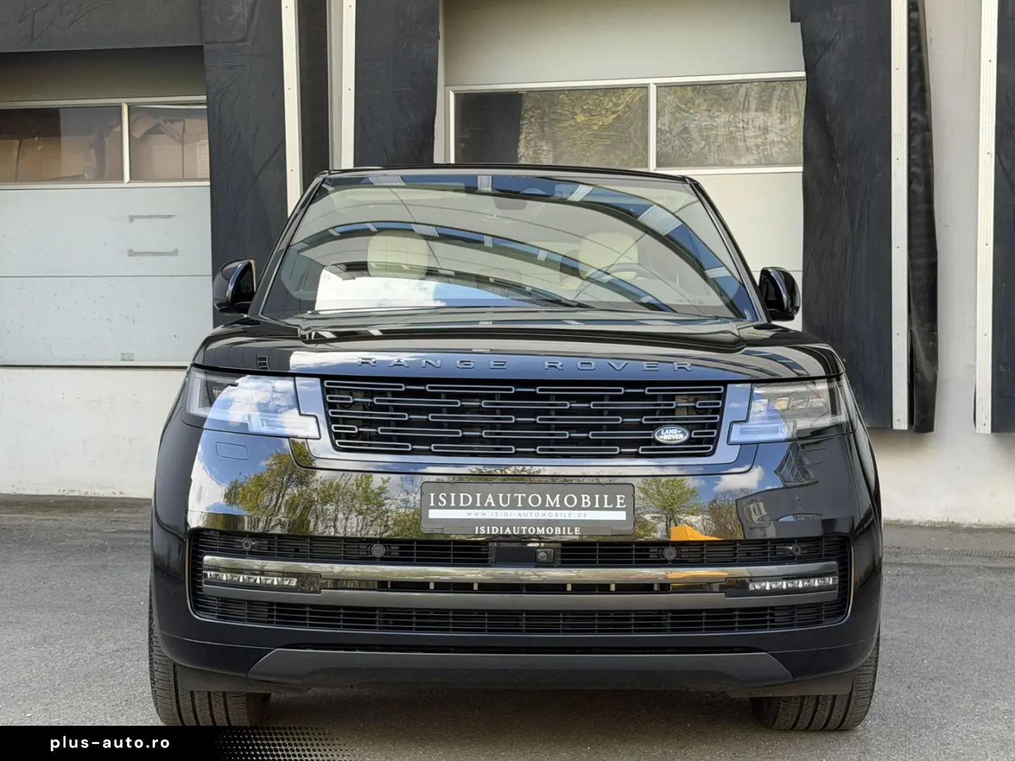 LAND ROVER Range Rover D 300 SE SWB LED Pano FondTV Sitzbe.