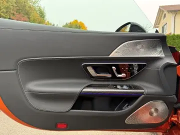 MERCEDES-BENZ SL 43 AMG Premium
