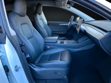 TESLA Model Y Basis RWD NAVI-360 KAMERA-PANORAMA-AHK