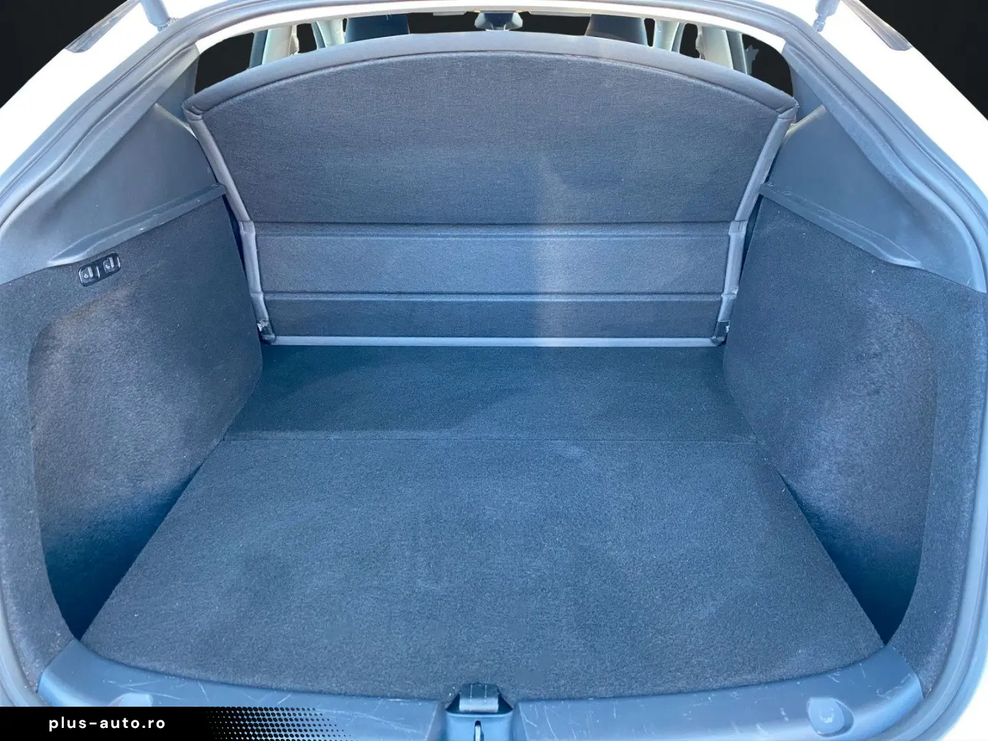 TESLA Model Y Basis RWD NAVI-360 KAMERA-PANORAMA-AHK