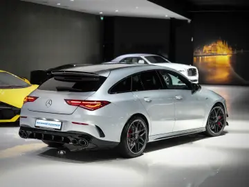 MERCEDES-BENZ CLA 45 S AMG Shooting