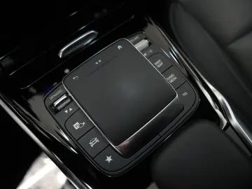 MERCEDES-BENZ CLA 45 S AMG Shooting