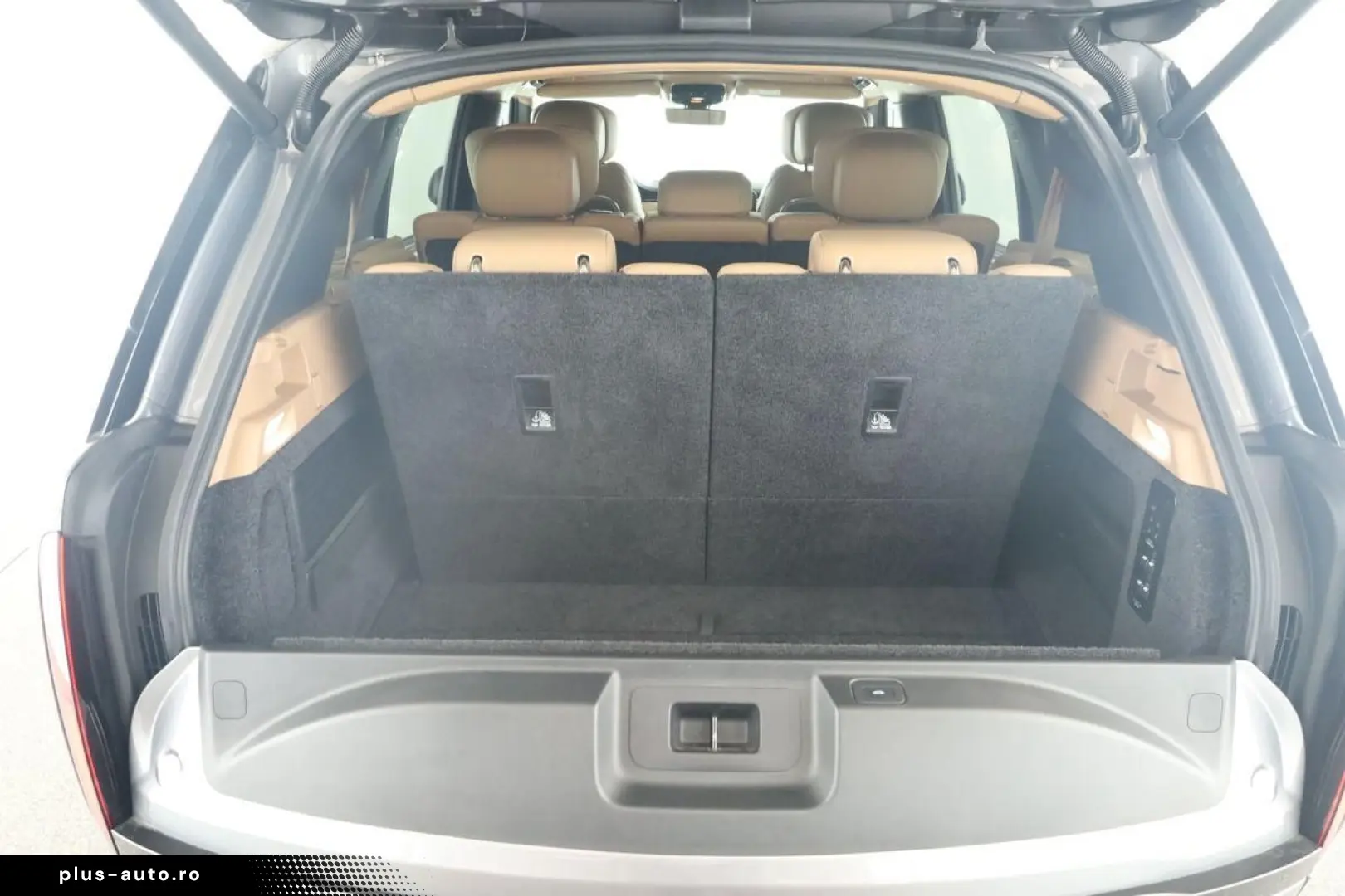 LAND ROVER Range Rover P530 Autobiography LWB 7S AHK 23