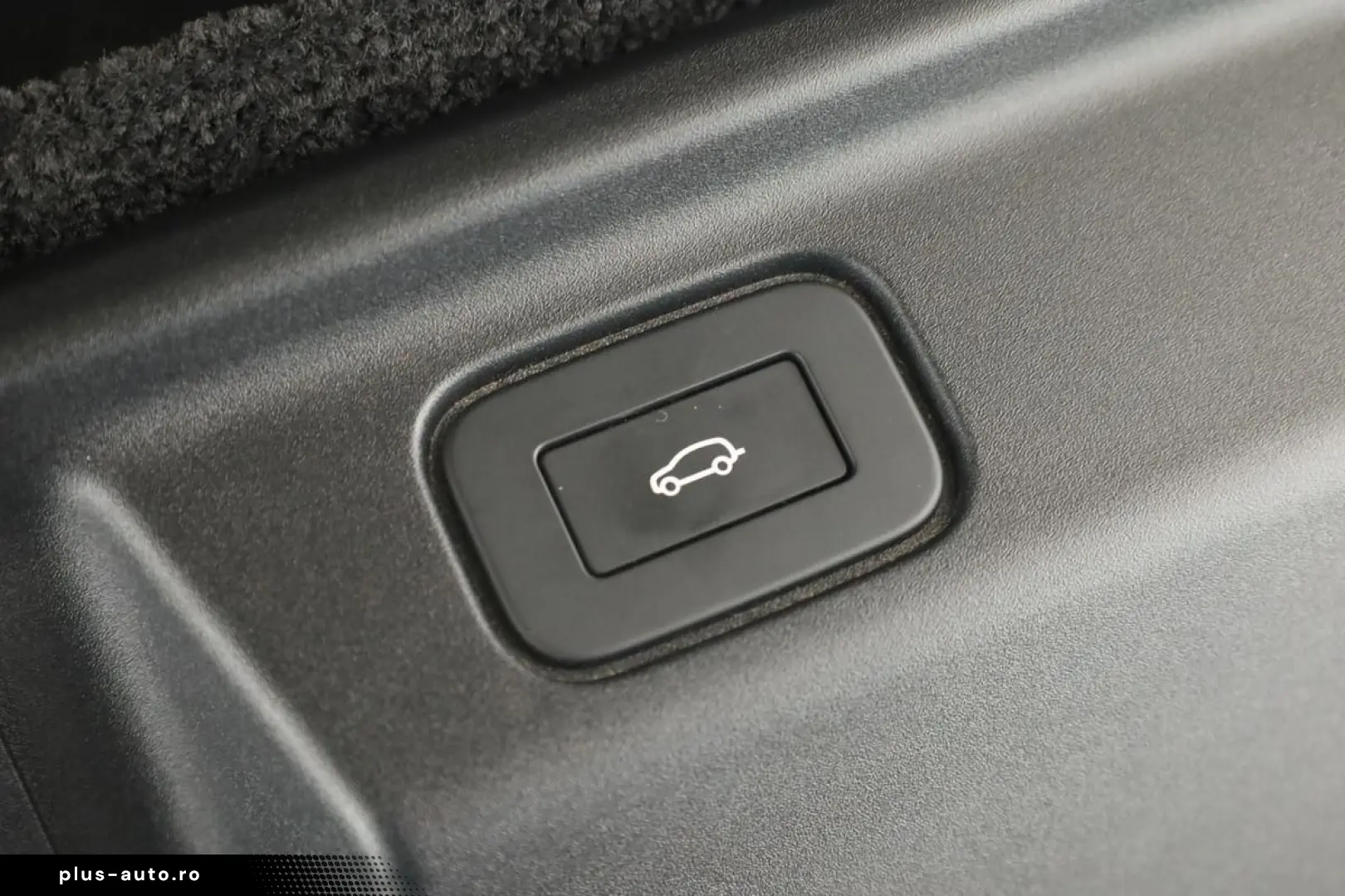LAND ROVER Range Rover P530 Autobiography LWB 7S AHK 23