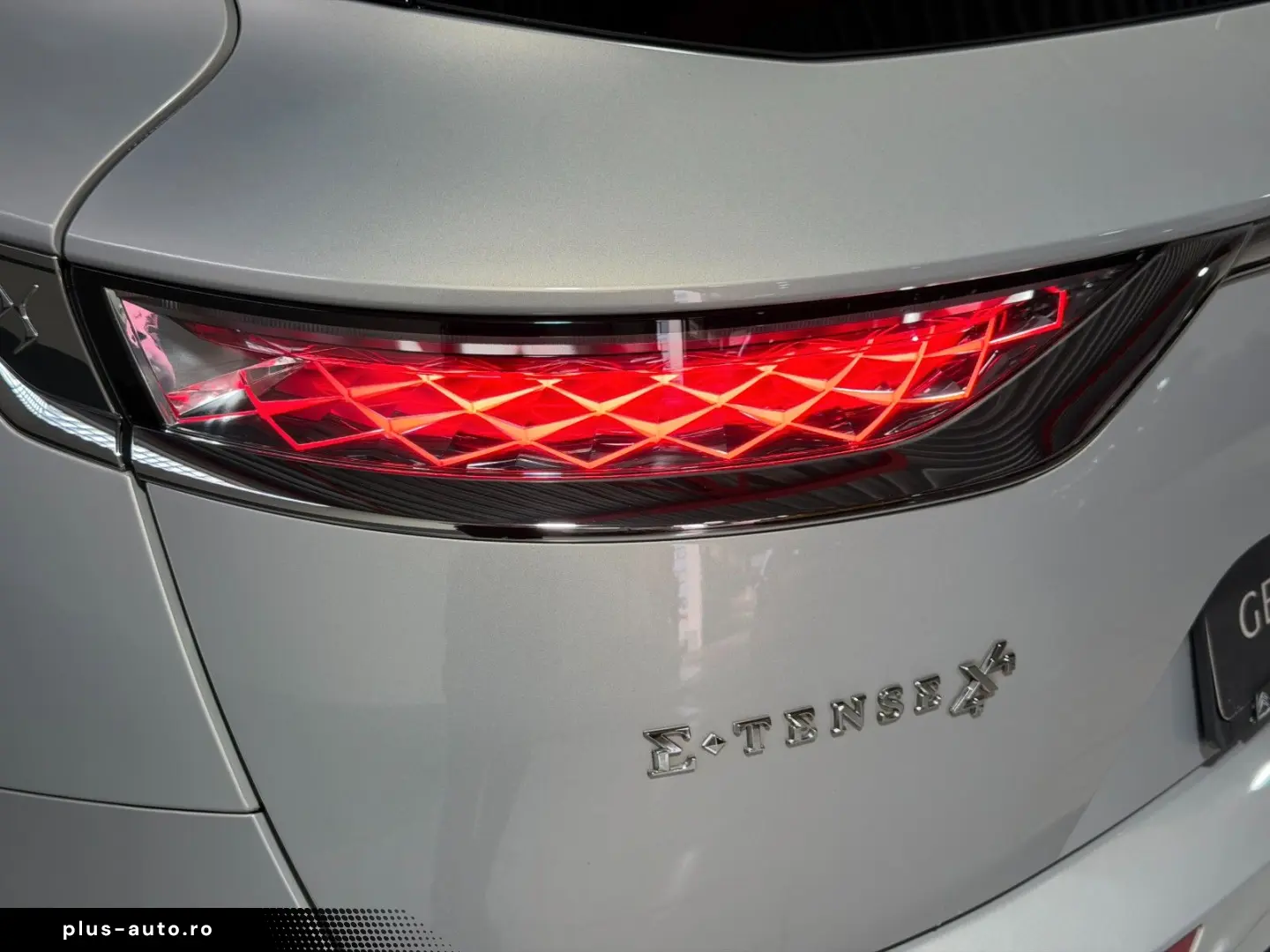 DS DS7 Crossback E-Tense 4x4 Be Chic Panorama