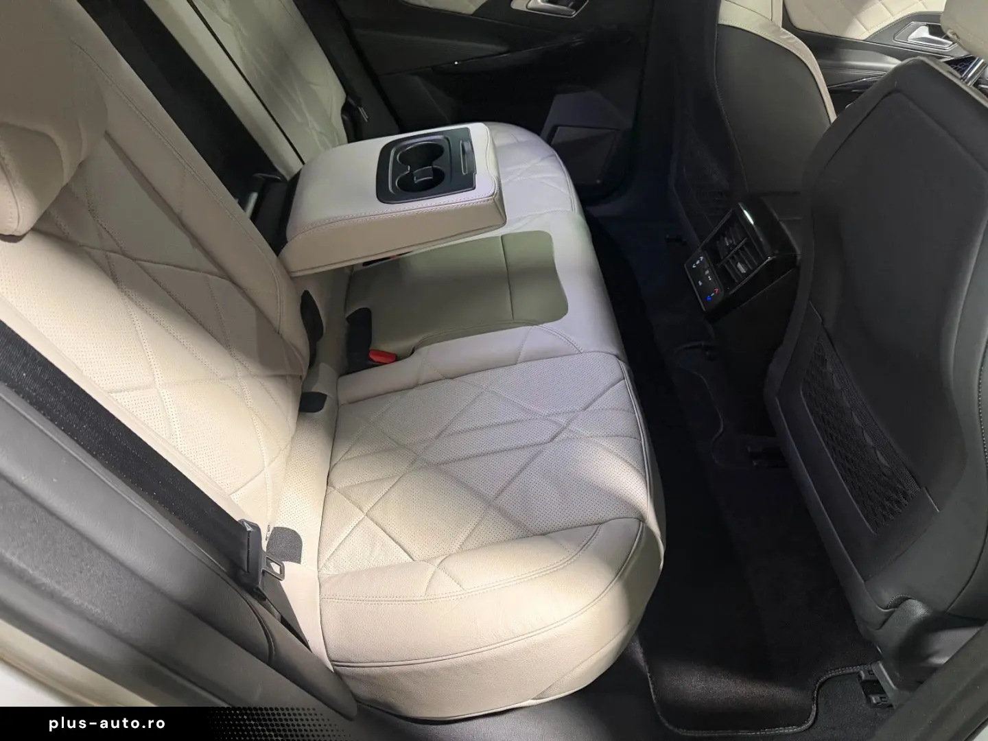 DS DS7 Crossback E-Tense 4x4 Be Chic Panorama