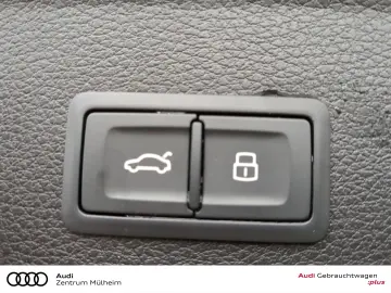 AUDI Q5 40TDI Quattro S line Matrix Massage Keyless AmbientL