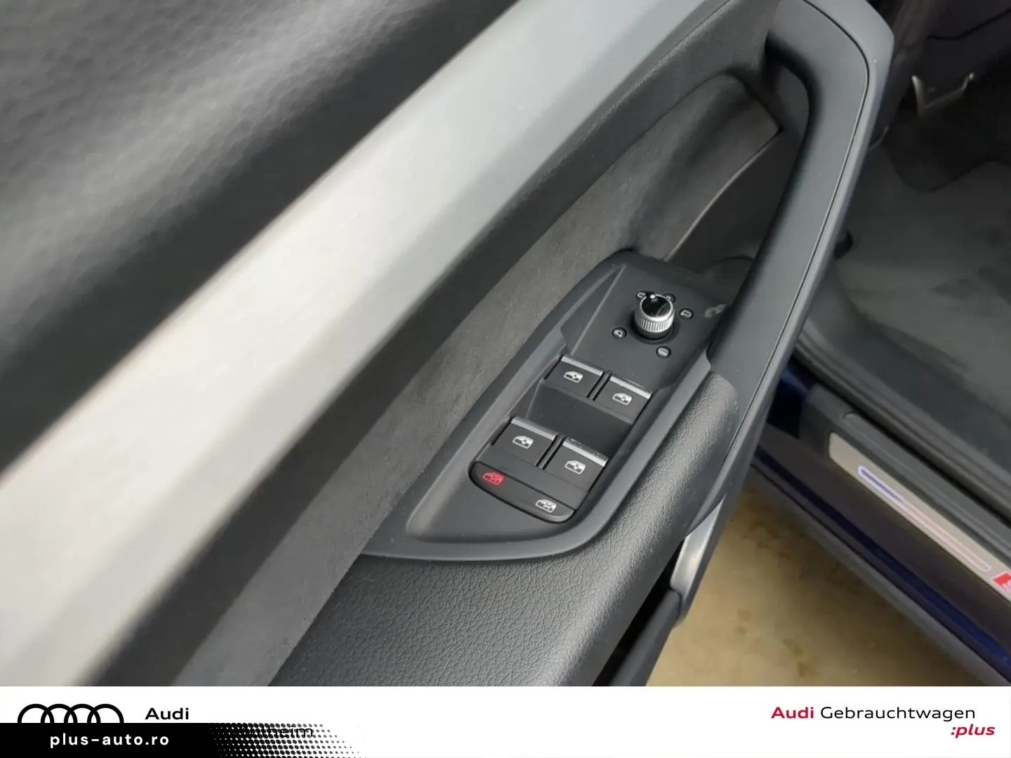 AUDI Q5 40TDI Quattro S line Matrix Massage Keyless AmbientL