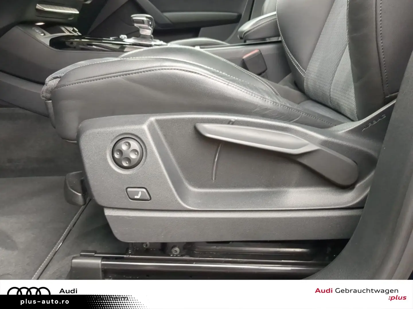AUDI Q5 40TDI Quattro S line Matrix Massage Keyless AmbientL