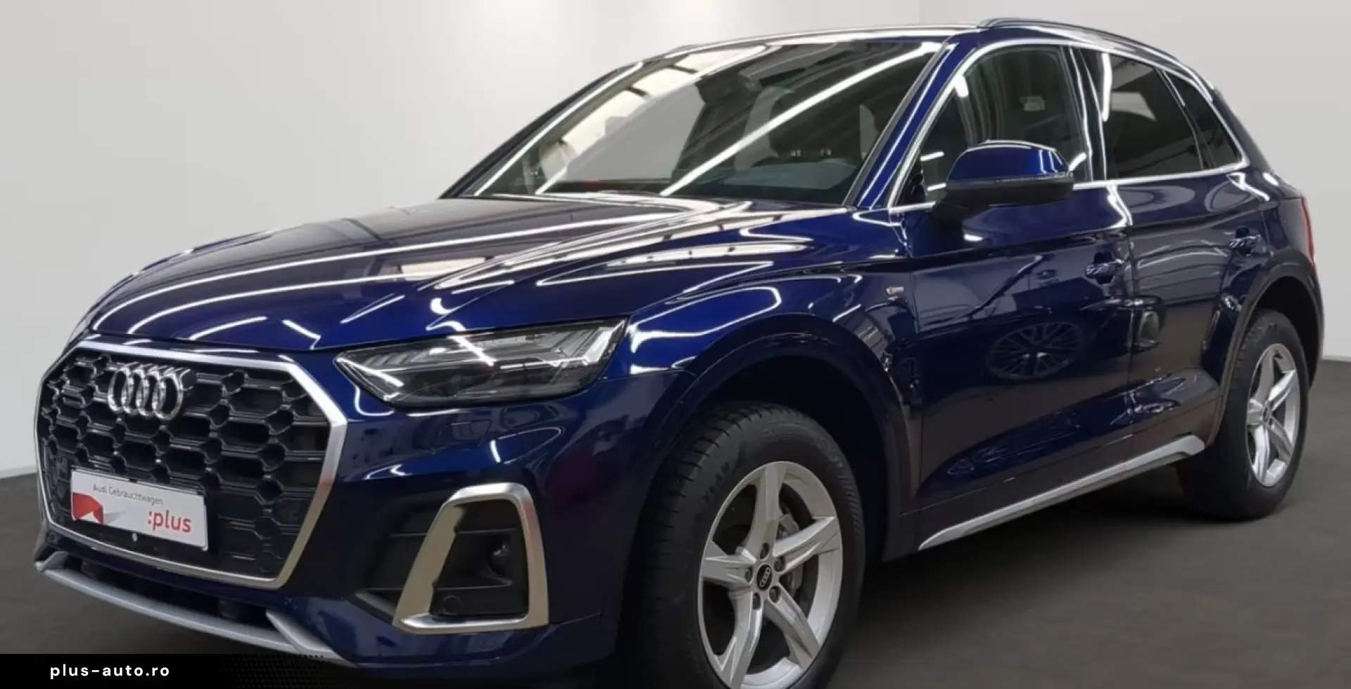 AUDI Q5 40TDI Quattro S line Matrix Massage Keyless AmbientL