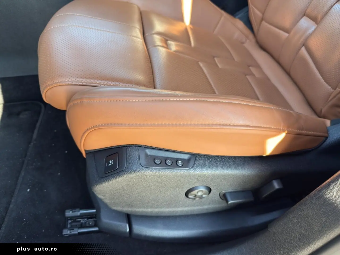 DS DS7 Rivoli E-Tense 300 4x4 EAT8 Opera Leder AHK
